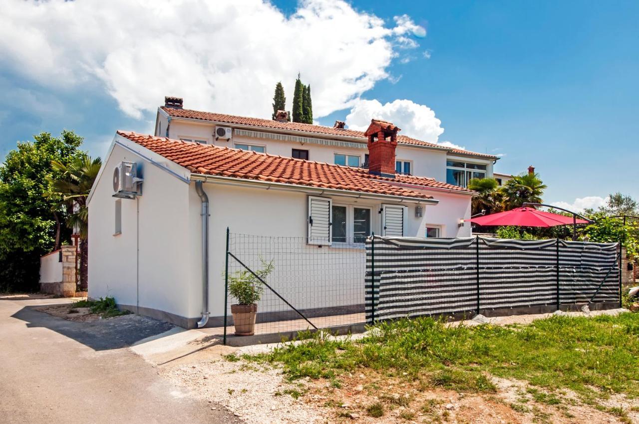 Little House - Just Few Steps From The City Center
